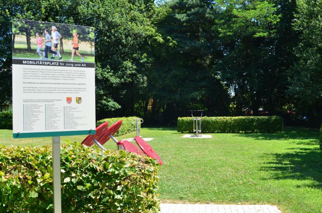 Ferienwohnung Berger Kurparkresidenz Бад Бергцаберн Екстериор снимка