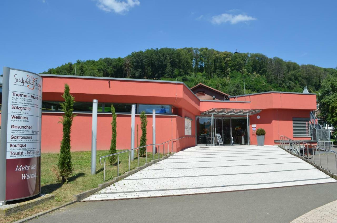 Ferienwohnung Berger Kurparkresidenz Бад Бергцаберн Екстериор снимка